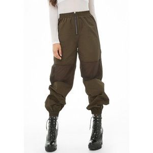 SOLD!! Forever 21 green khaki mesh knee joggers